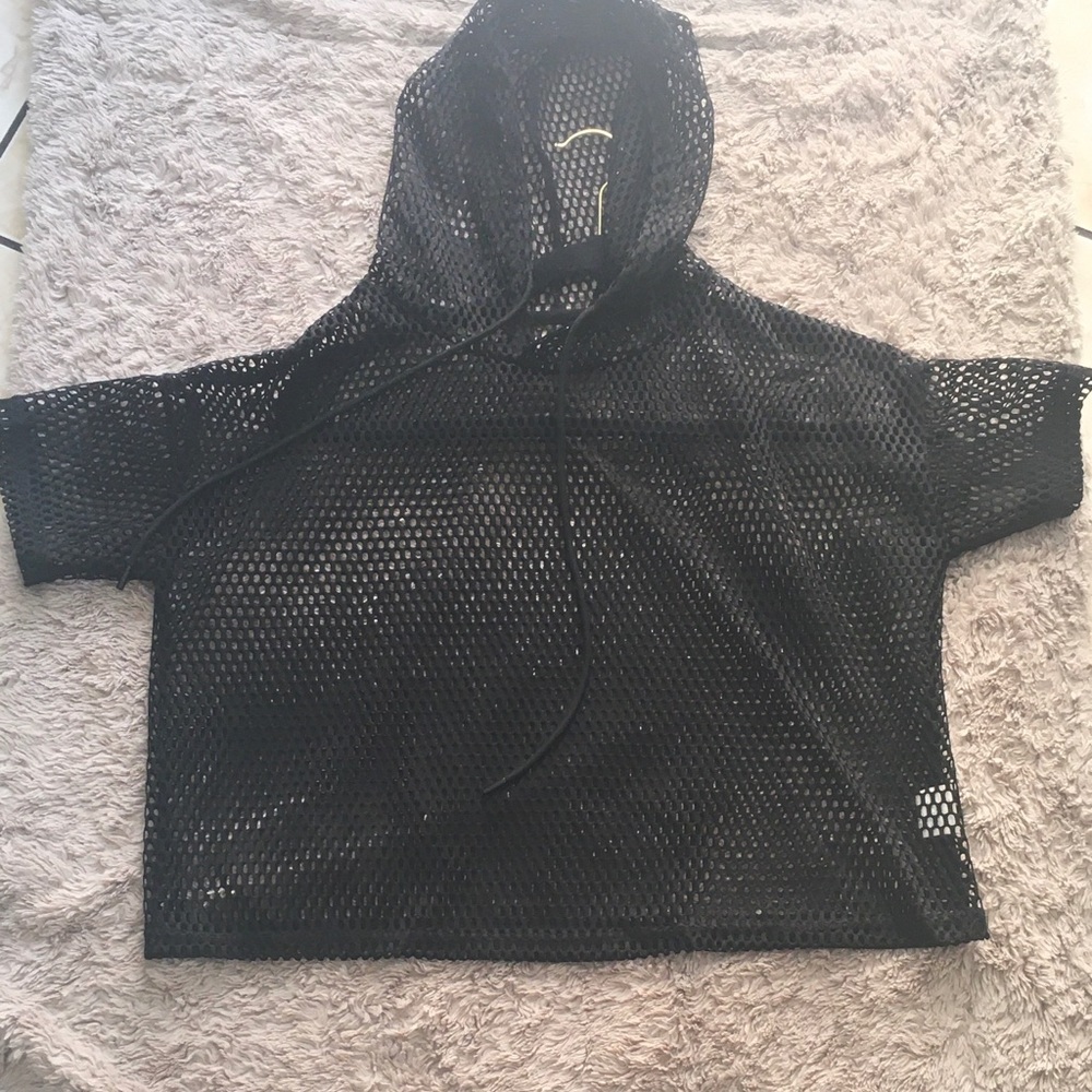 Net black crop top